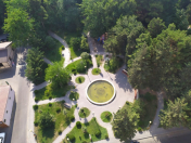 Satılır 2 otaqlı 65 m2 köhnə tikili Ayna Sultanova heykəli