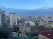 İcarəyə verilir 3 otaqlı 130 m2 yeni tikili Elmlər Akademiyası m.