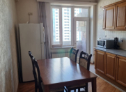 İcarəyə verilir 3 otaqlı 140 m2 yeni tikili Şah İsmayıl Xətai m.