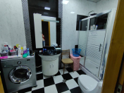 İcarəyə verilir 3 otaqlı 150 m2 yeni tikili Gənclik m.