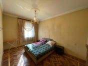 Satılır 3 otaqlı 70 m2 köhnə tikili Nəriman Nərimanov m.