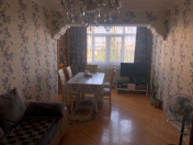 Satılır 3 otaqlı 90 m2 köhnə tikili Gənclik m.