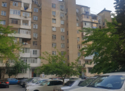 Satılır 2 otaqlı 60 m2 köhnə tikili Həzi Aslanov m.