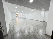 İcarəyə verilir 1 otaqlı 64 m2 ofis 28 Mall
