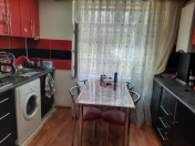 İcarəyə verilir 3 otaqlı 70 m2 köhnə tikili Zərifə Əliyeva adına park