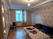 Satılır 2 otaqlı 60 m2 köhnə tikili Həzi Aslanov m.