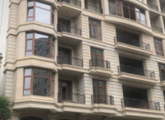 Satılır 4 otaqlı 180 m2 yeni tikili Səbail r.