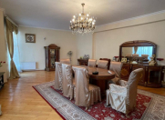 İcarəyə verilir 3 otaqlı 150 m2 yeni tikili Elmlər Akademiyası m.