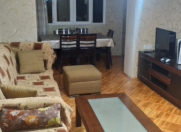 İcarəyə verilir 3 otaqlı 70 m2 köhnə tikili Şah İsmayıl Xətai m.