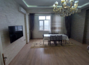 İcarəyə verilir 3 otaqlı 140 m2 yeni tikili Qara Qarayev m.