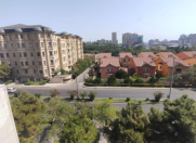 Satılır 2 otaqlı 45 m2 köhnə tikili İzmir parkı