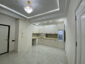 Satılır 2 otaqlı 82 m2 yeni tikili Gənclik m.