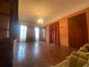 Satılır 3 otaqlı 150 m2 köhnə tikili İçəri Şəhər m.