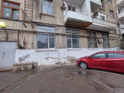 Satılır 1 otaqlı 50 m2 obyekt Yasamal r.