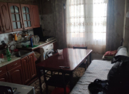 Satılır 2 otaqlı 63 m2 köhnə tikili Həzi Aslanov m.