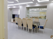 Satılır 3 otaqlı 148 m2 yeni tikili 8 Noyabr m.