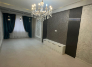 Satılır 3 otaqlı 109 m2 yeni tikili Ukrayna dairəsi