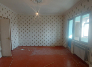 Satılır 4 otaqlı 80 m2 köhnə tikili 7 mkr