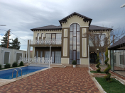 Satılır 6 otaqlı 360 m2 bağ evi Şüvəlan