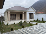 İcarəyə verilir 4 otaqlı 100 m2 bağ evi Qax