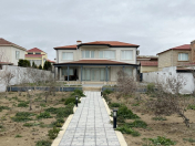 Satılır 5 otaqlı 320 m2 bağ evi Şüvəlan