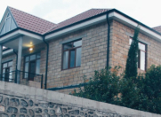 Satılır 8 otaqlı 1200 m2 həyət evi Şəki
