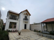 Satılır 7 otaqlı 240 m2 villa Badamdar
