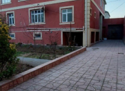 Satılır 6 otaqlı 660 m2 villa Bakıxanov
