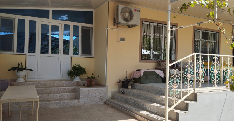 Satılır 4 otaqlı 150 m2 həyət evi Naxçıvan
