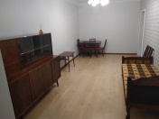 İcarəyə verilir 2 otaqlı 60 m2 köhnə tikili Nəsimi m.