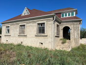 Satılır 4 otaqlı 8 m2 həyət evi Zabrat 1