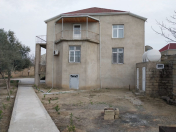 Satılır 7 otaqlı 330 m2 həyət evi Saray