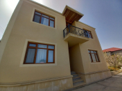 Satılır 5 otaqlı 200 m2 həyət evi Fatmayı