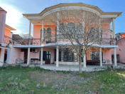 Satılır 8 otaqlı 700 m2 villa Badamdar
