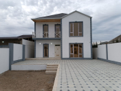 Satılır 4 otaqlı 200 m2 həyət evi Binə