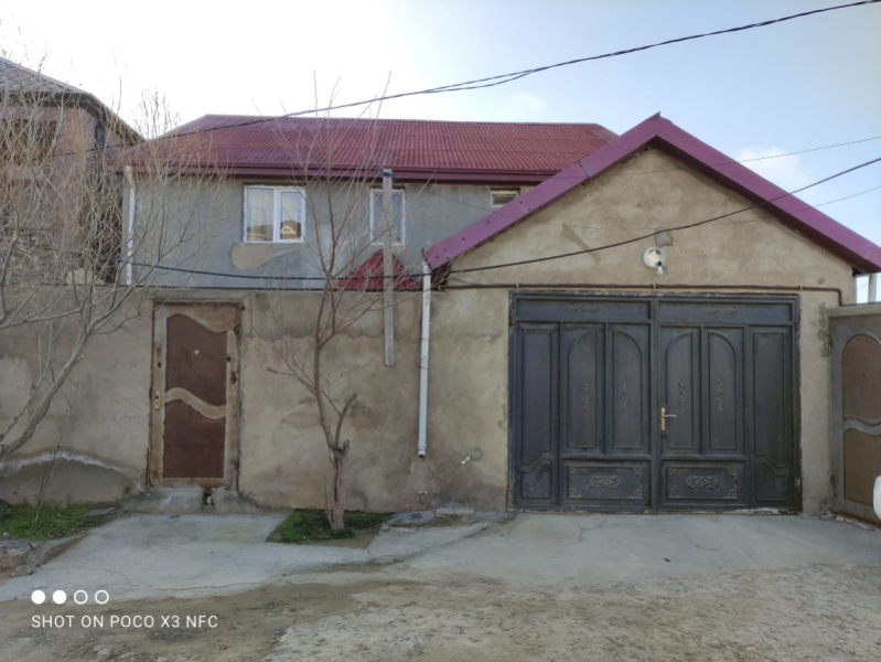 Satılır 7 otaqlı 400 m2 həyət evi Badamdar