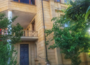 Satılır 9 otaqlı 1100 m2 villa Badamdar