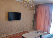 İcarəyə verilir 2 otaqlı 60 m2 köhnə tikili Xətai r.