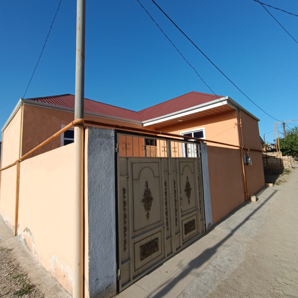Satılır 3 otaqlı 150 m2 həyət evi Binəqədi