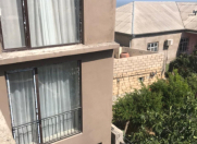 Satılır 6 otaqlı 390 m2 villa Badamdar