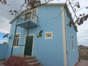 Satılır 4 otaqlı 200 m2 həyət evi Novxanı