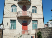 Satılır 5 otaqlı 300 m2 həyət evi Alatava 2