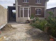 Satılır 4 otaqlı 130 m2 həyət evi Ramana