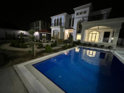 Satılır 5 otaqlı 500 m2 villa Novxanı