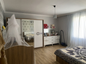 Satılır 3 otaqlı 200 m2 köhnə tikili Sumqayıt