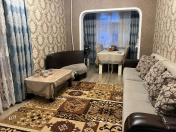 Satılır 2 otaqlı 70 m2 köhnə tikili 6 mkr