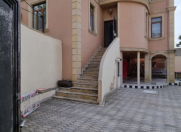 Satılır 6 otaqlı 270 m2 villa Badamdar