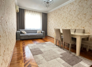 Satılır 3 otaqlı 75 m2 köhnə tikili Ukrayna dairəsi