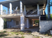 Satılır 12 otaqlı 4500 m2 bağ evi Şamaxı