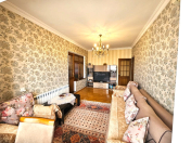 Satılır 2 otaqlı 70 m2 köhnə tikili Nəriman Nərimanov m.